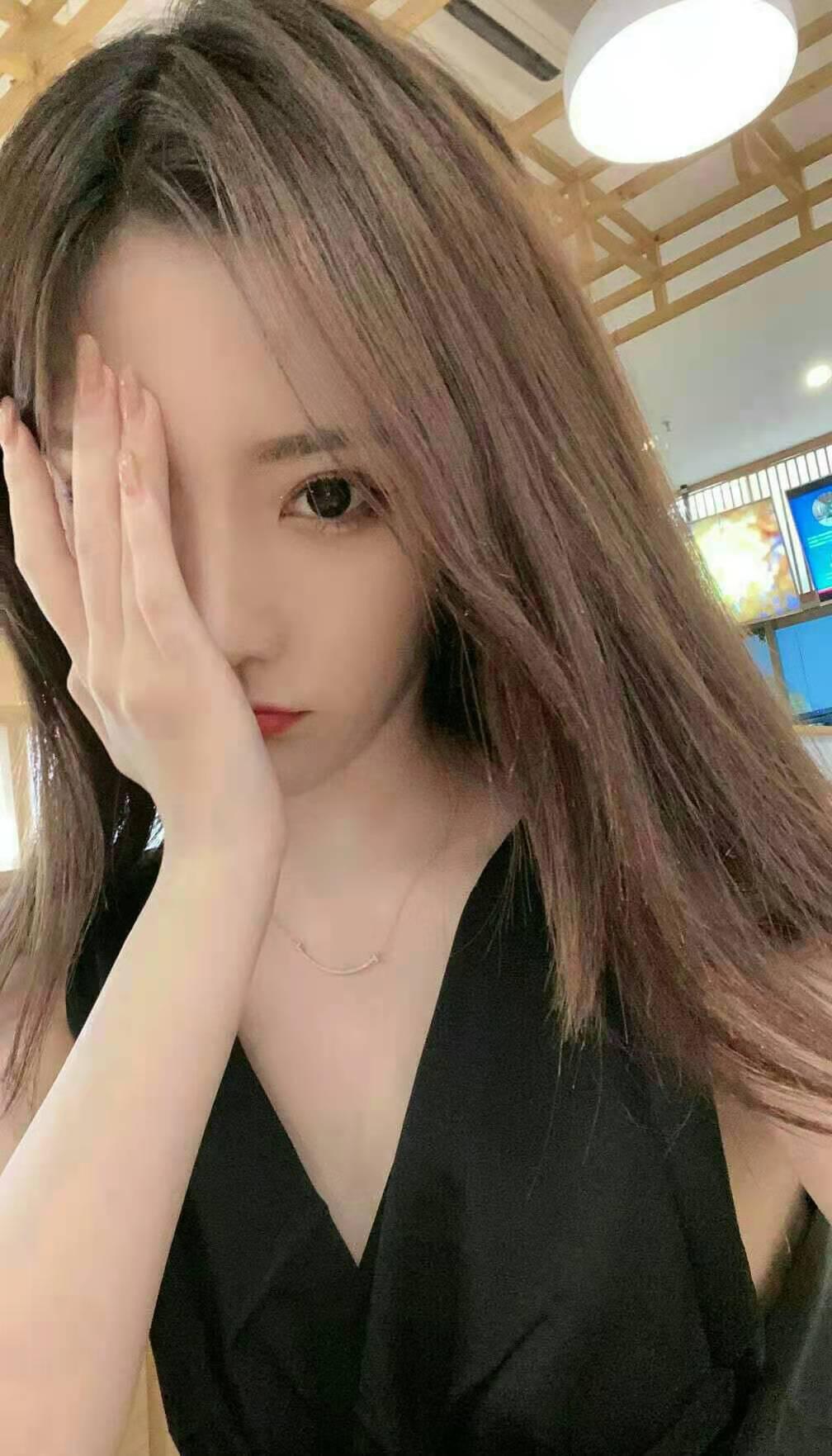 气质高雅 颜值高的模特兼职